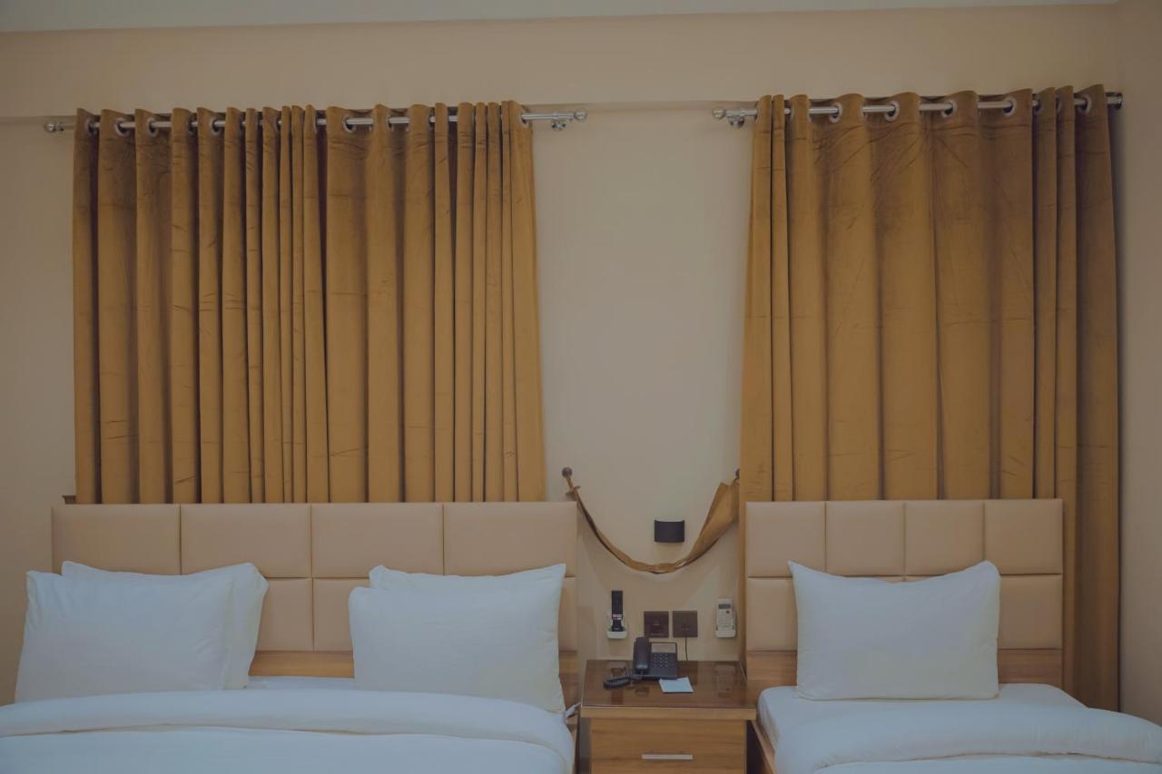 Hotel Pearl Inn 卡拉奇 外观 照片